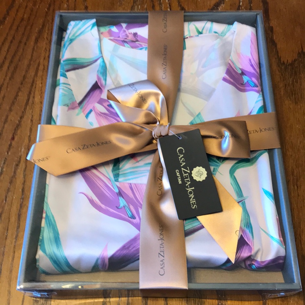 NEW Casa Zeta-Jones tropical floral Caftan size 1X